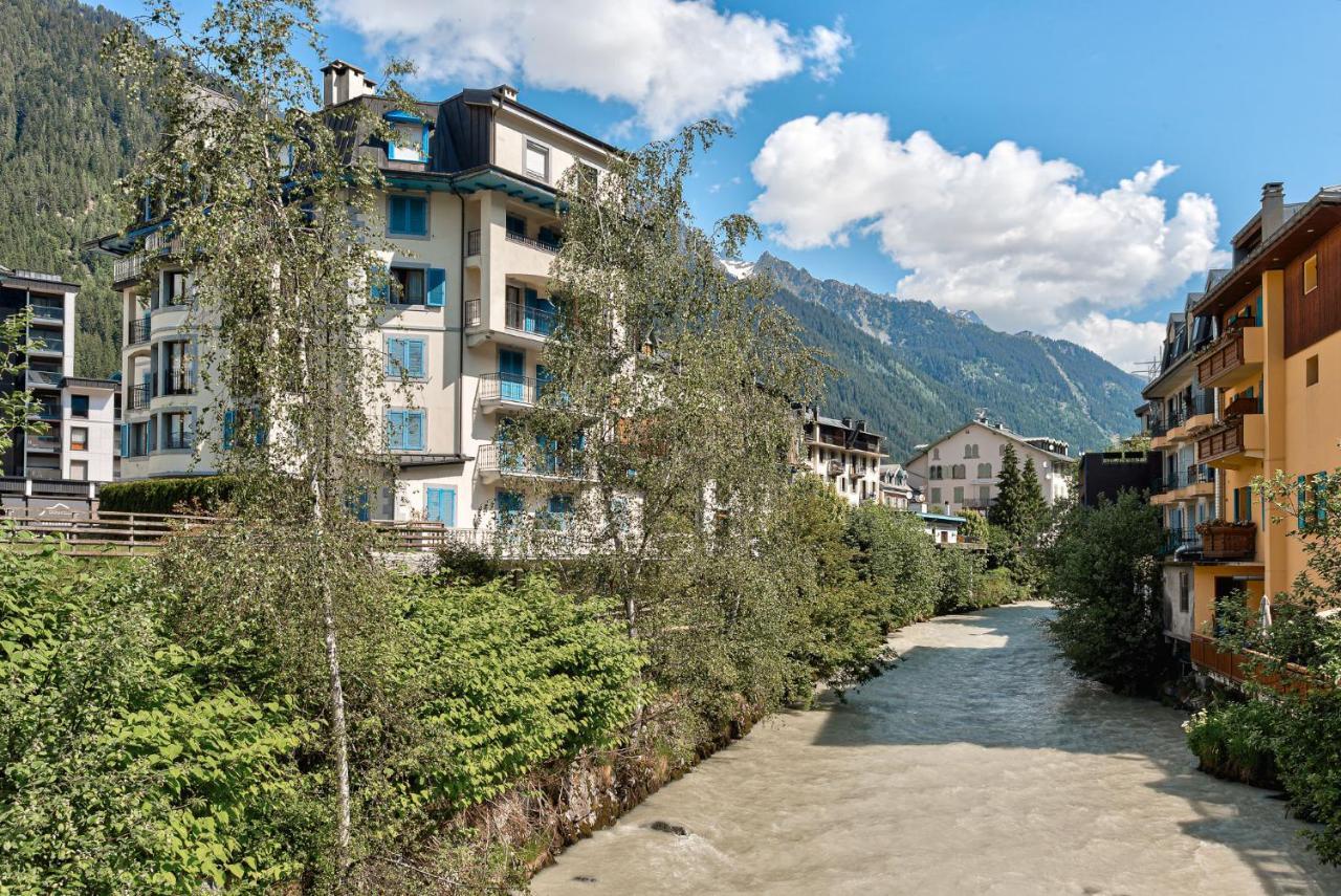 Apartment Cosmiques - Alpes Travel - Central Chamonix - Sleeps 4 Zewnętrze zdjęcie