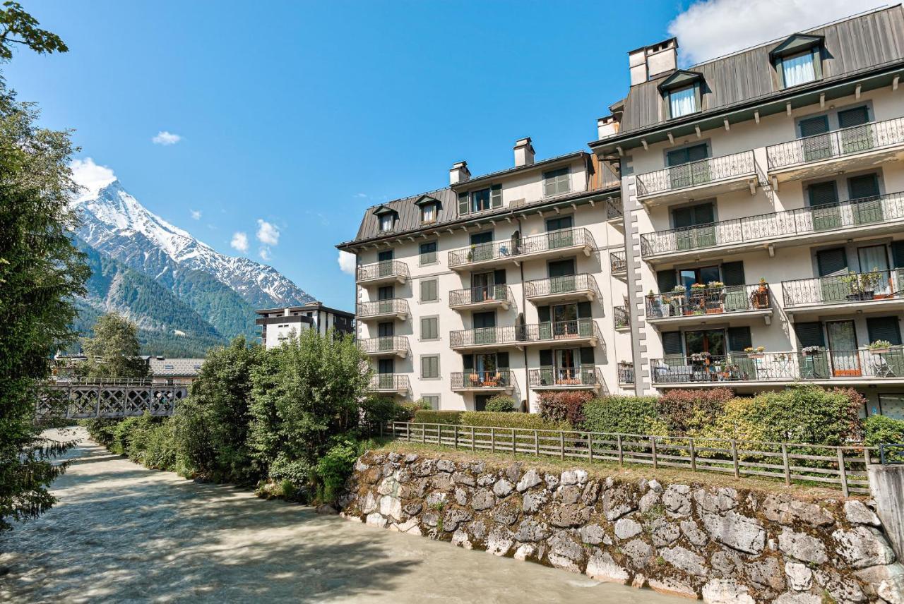 Apartment Cosmiques - Alpes Travel - Central Chamonix - Sleeps 4 Zewnętrze zdjęcie