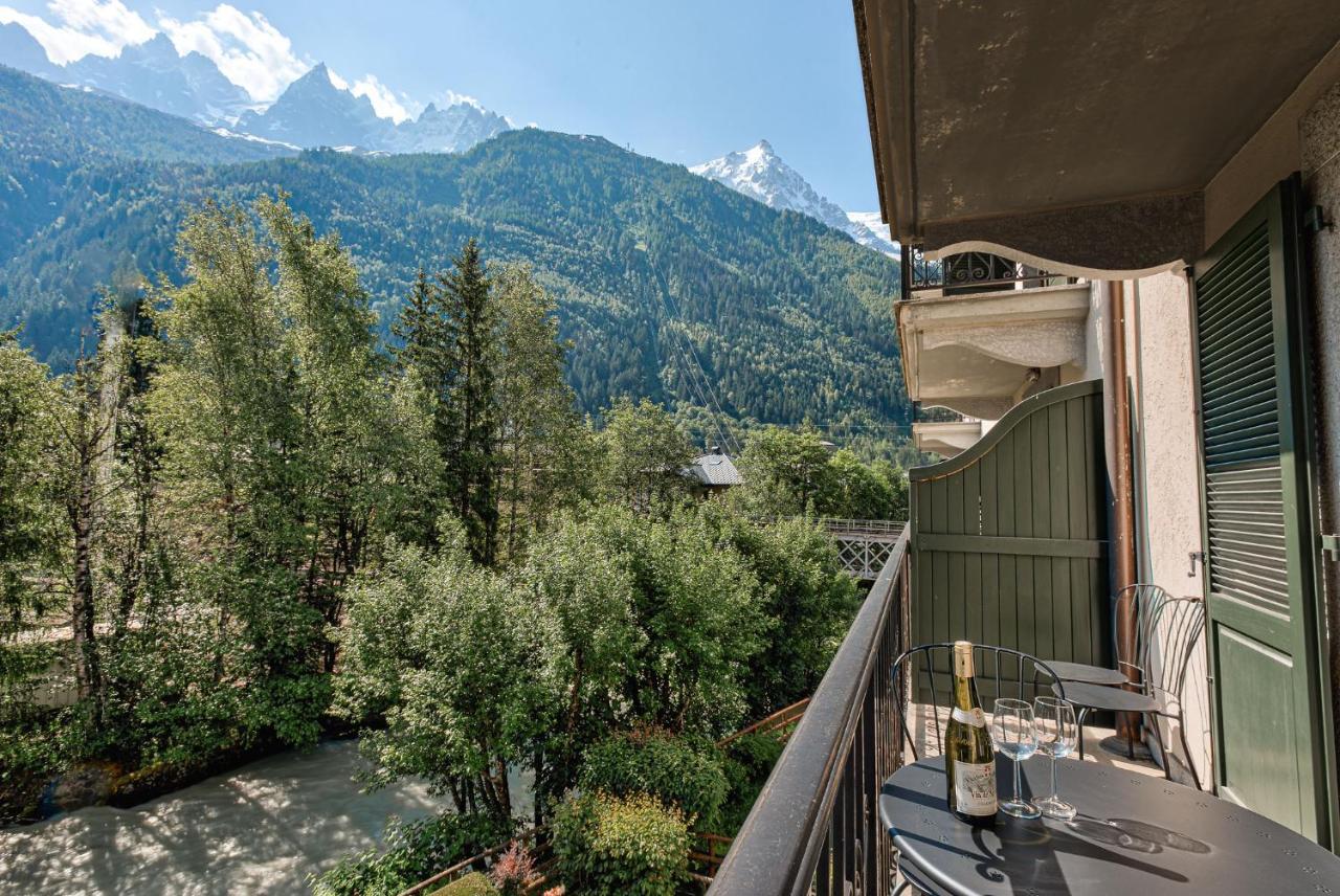 Apartment Cosmiques - Alpes Travel - Central Chamonix - Sleeps 4 Zewnętrze zdjęcie